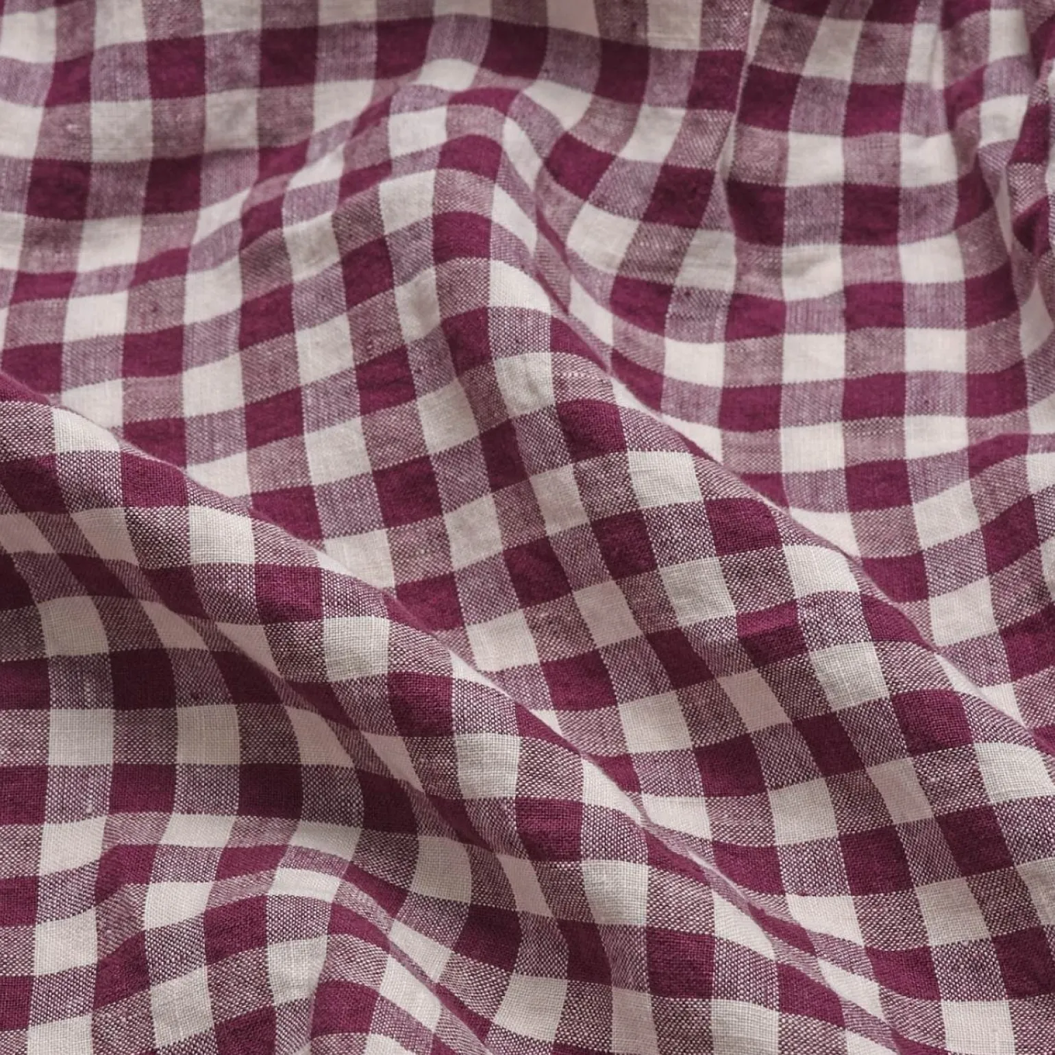 Berry Gingham Linen Blend Pillowcase (Pair)
